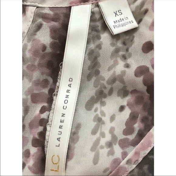 LC Lauren Conrad Flowy Print Blouse Size XS - Picture 3 of 5